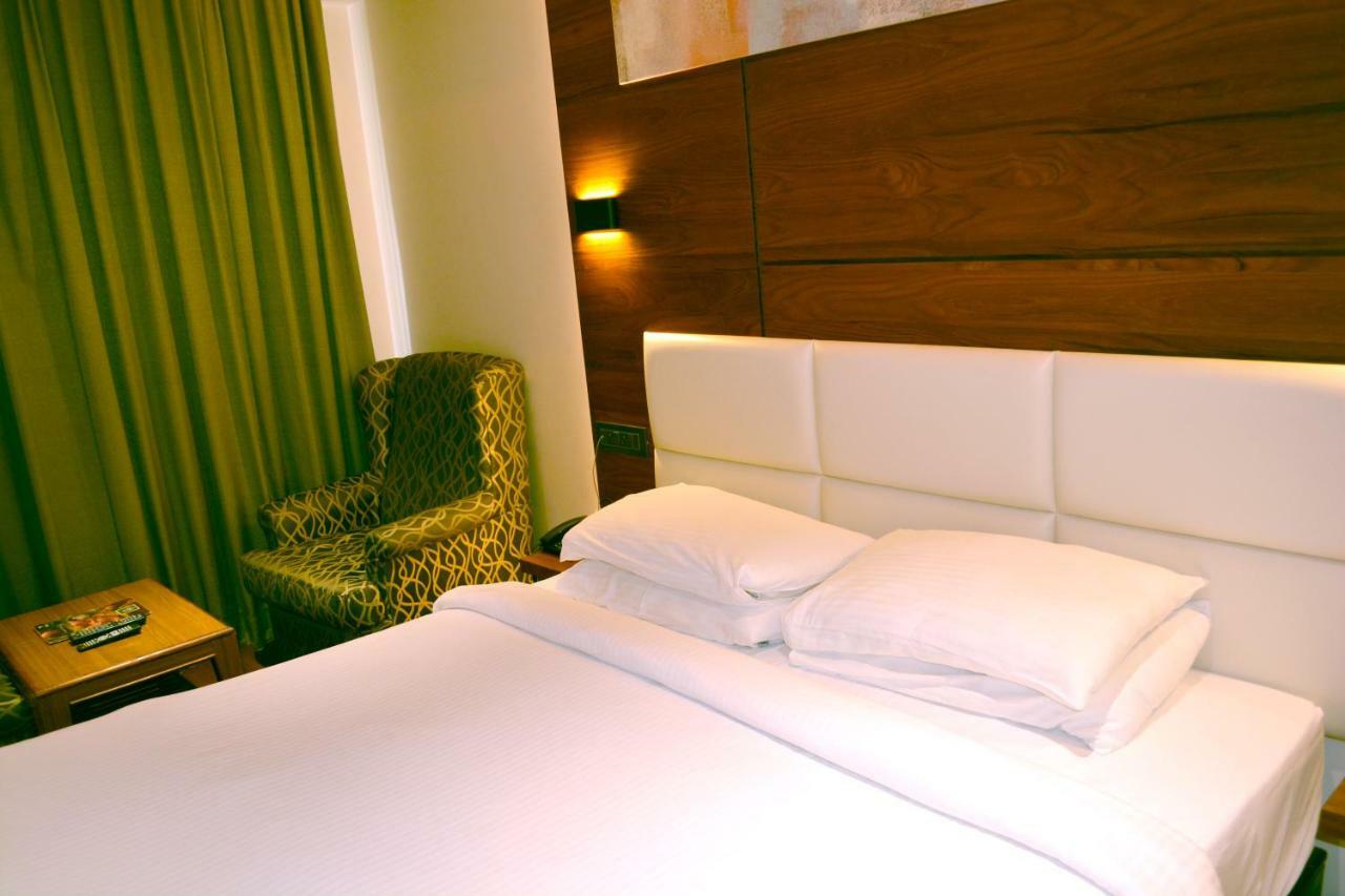 Rk Residency Hotel Tirupur Kültér fotó