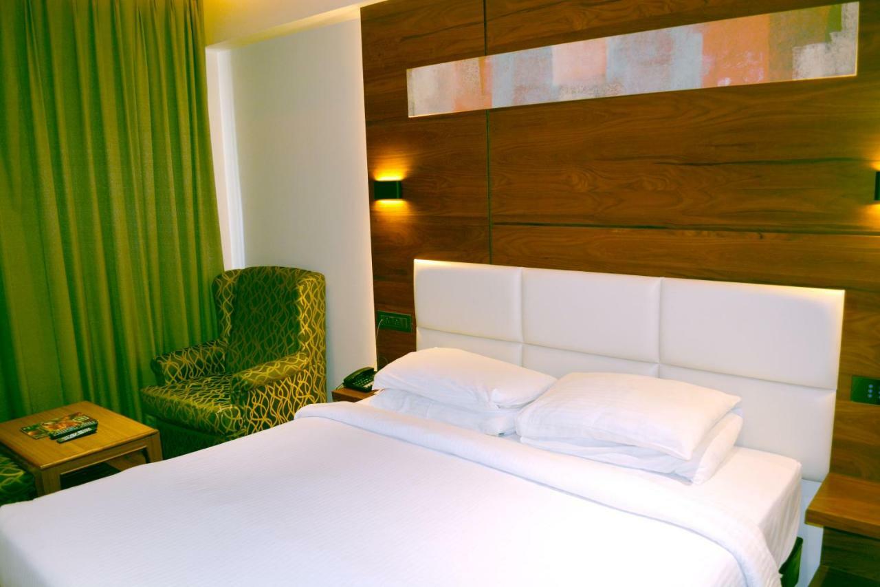 Rk Residency Hotel Tirupur Kültér fotó